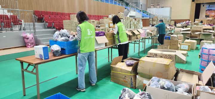 [대구=뉴시스]대구도개공, 경북 산불 피해지역 복구 지원 구슬땀(사진=대구도개공 제공) photo@newsis.com *재판매 및 DB 금지