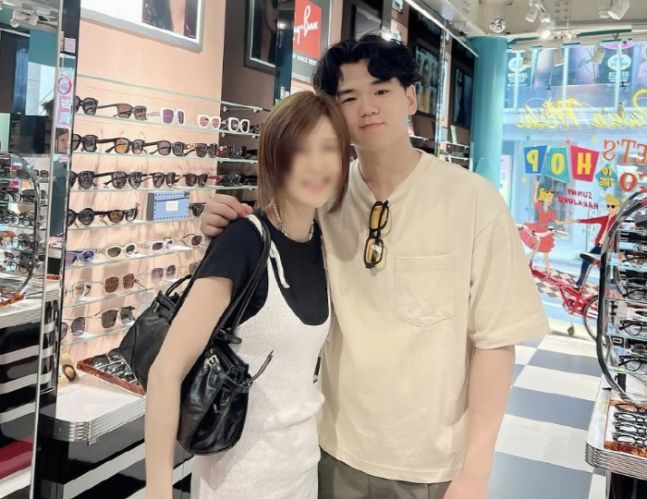 [서울=뉴시스] 김민지 씨와 윤후. (사진=김민지 씨 인스타그램 캡처) 2025.05.20 photo@newsis.com   *재판매 및 DB 금지