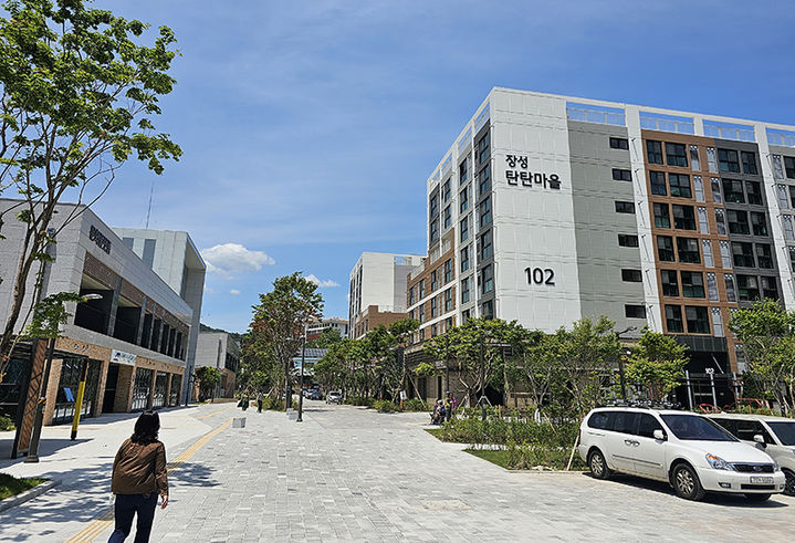 492억원이 투입되어 지난 2023년 말 완공된 태백시 장성동 장성탄탄마을 도시재생 현장.(사진=뉴시스) *재판매 및 DB 금지