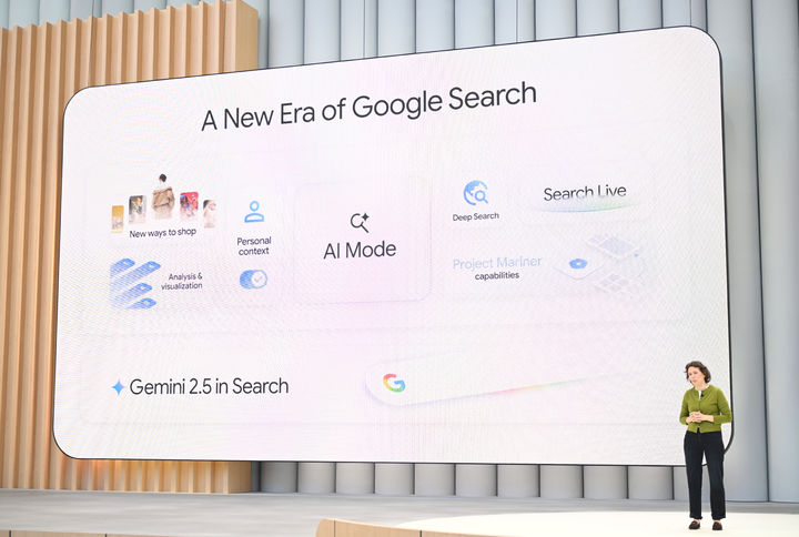 [서울=뉴시스] 구글은 20일(현지 시간) 미국 캘리포니아주 마운틴뷰에서 열린 연례 개발자 콘퍼런스 'I/O 2025'에서 검색 탭에 제미나이 2.5 기반 'AI 모드'를 출시했다고 밝혔다. (사진=구글 제공) *재판매 및 DB 금지