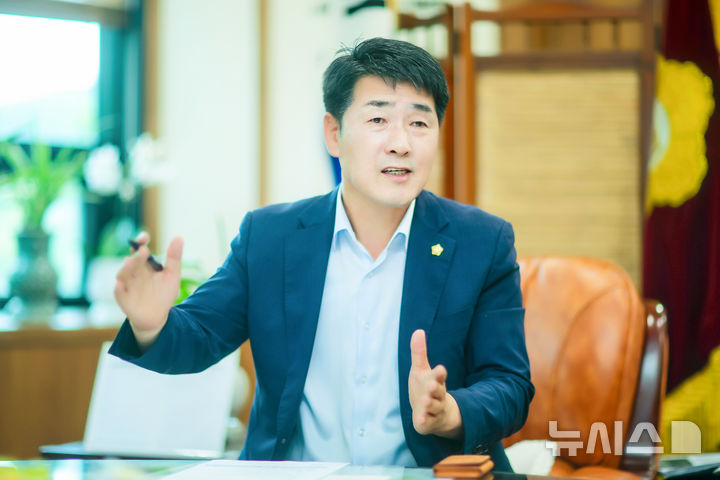 [화성=뉴시스]배정수 화성시의회 의장.(사진=화성시의회 제공)2025.05.21.photo@newsis.com