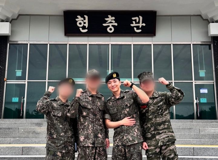 [서울=뉴시스] 크로스오버 그룹 '포레스텔라' 고우림이 전역 소감을 밝혔다. (사진=고우림 인스타그램 캡처) 2025.05.21. photo@newsis.com *재판매 및 DB 금지