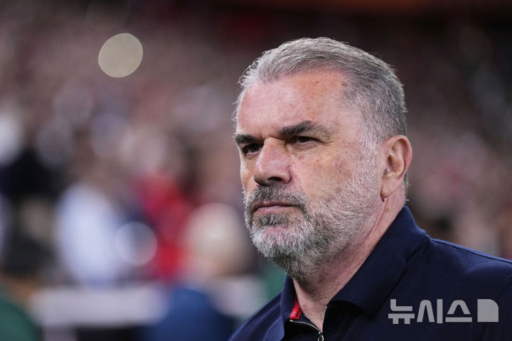 [빌바오=AP/뉴시스]토트넘 포스테코글루 감독. 2025.05.21.