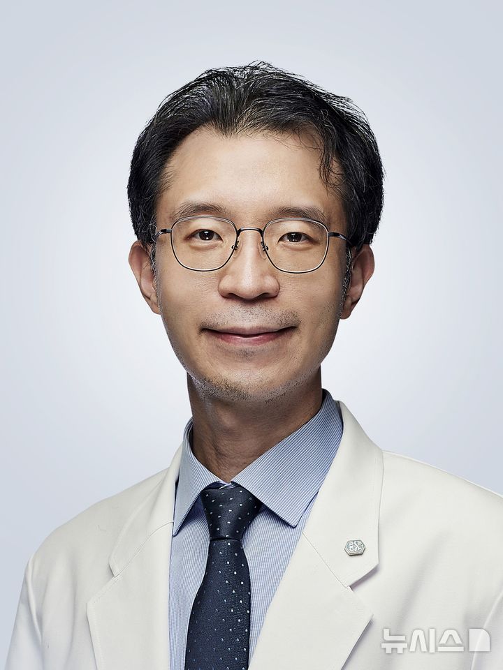 [인천=뉴시스] 장현 국제성모병원 종양혈액내과 교수