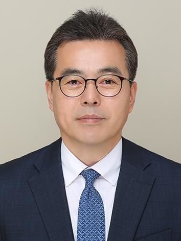 [세종=뉴시스] 아시아개발은행(ADB) 대외협력총재보에 선임된 김성욱 국제통화기구(IMF) 이사. (사진=기획재정부 제공) 2025.5.22. *재판매 및 DB 금지