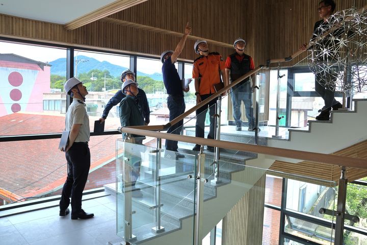 [함양=뉴시스] 함양소방서, 신축건물 대상 소방시설 품질자문단 운영 (사진=함양군 제공) 2025. 05. 22. photo@newsis.com *재판매 및 DB 금지