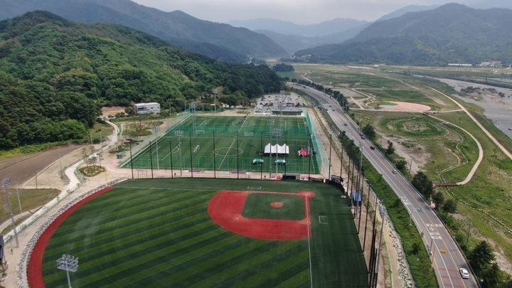 [거창=뉴시스] 거창군 제2스포츠타운 (사진=거창군 제공) 2025. 05. 22. photo@newsis.com&nbsp;&nbsp; *재판매 및 DB 금지