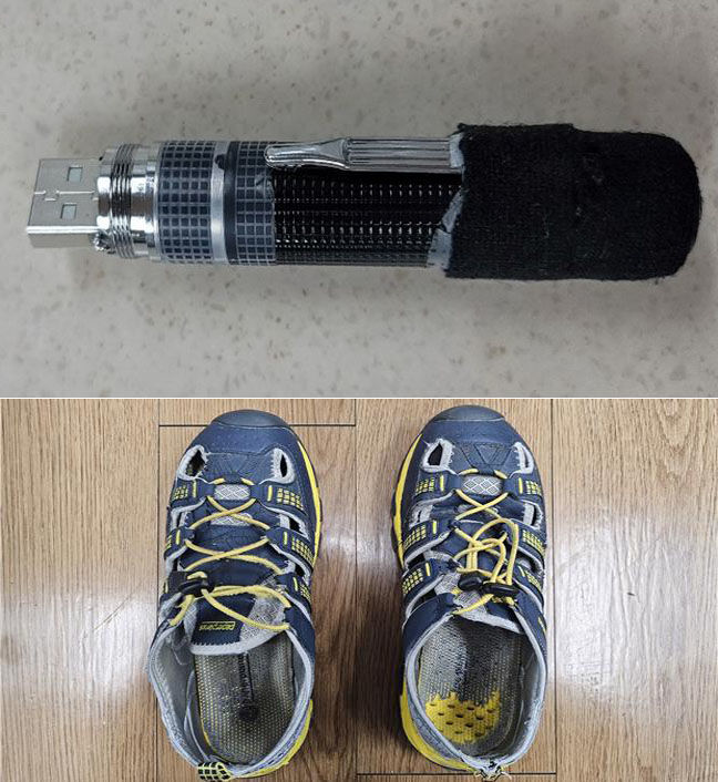 [서울=뉴시스] 국토교통부 철도경찰대는 지난 20일 오전 8시25분께 금정역 상행 승강장과 1호선 전동차 객차 내에서 여성들을 불법촬영하는 50대 남성 A씨를 현행범으로 체포했다고 22일 밝혔다. 사진은 현행범으로 붙잡힌 A씨의 신발속에 숨겨진 카메라 모습 2025.05.22. (사진=국토부 철도경찰대 제공) photo@newsis.com *재판매 및 DB 금지