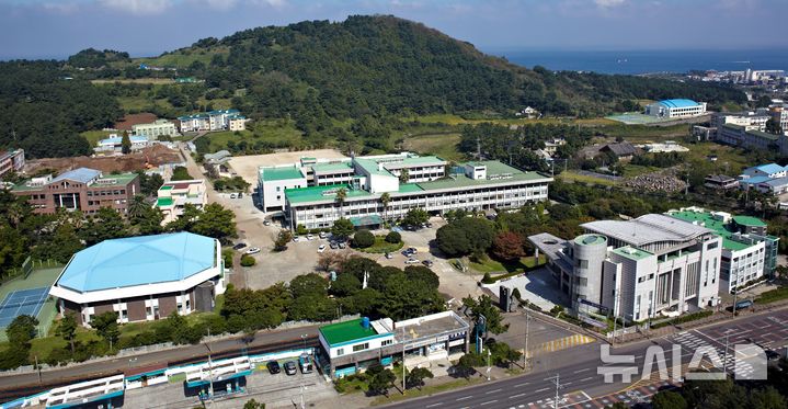 [제주=뉴시스] 제주대학교 사라캠퍼스(교육대학) 전경. (사진=제주대 제공)
