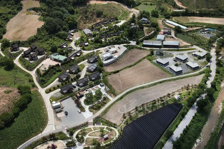 [금산=뉴시스] 충남 금산군 군북면 아토피자연치유마을 전경 *재판매 및 DB 금지