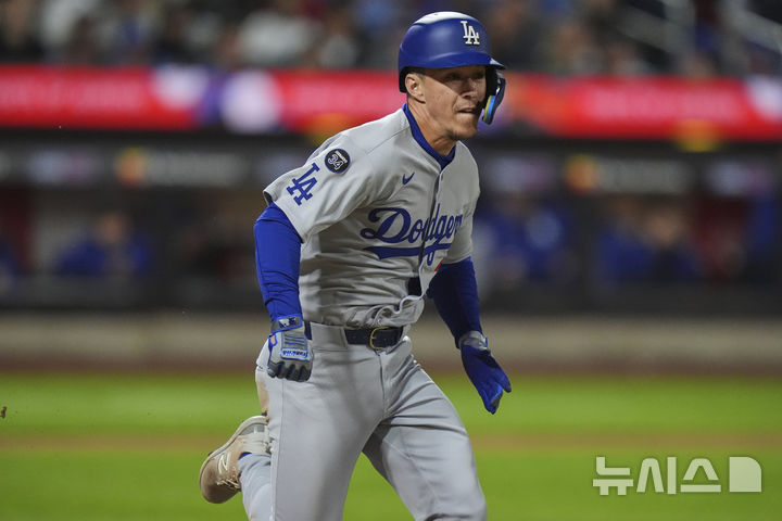 [뉴욕=AP/뉴시스] 메이저리그(MLB) LA 다저스의 토미 에드먼. 2025.05.25