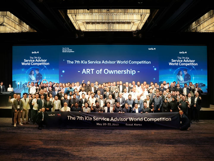 [서울=뉴시스] 기아가 20일부터 22일까지 기아 오산 정비 교육센터에서 '2025 글로벌 서비스 상담원 경진대회'를 개최했다.(사진제공=기아). 20205.05.25. photo@newsis.com *재판매 및 DB 금지