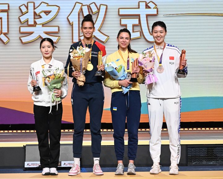 [서울=뉴시스]여자 펜셍 에페 송세라, 우시 월드컵 은메달. (사진=국제펜싱연맹 소셜미디어 캡처) 2025.05.25. photo@newsis.com *재판매 및 DB 금지