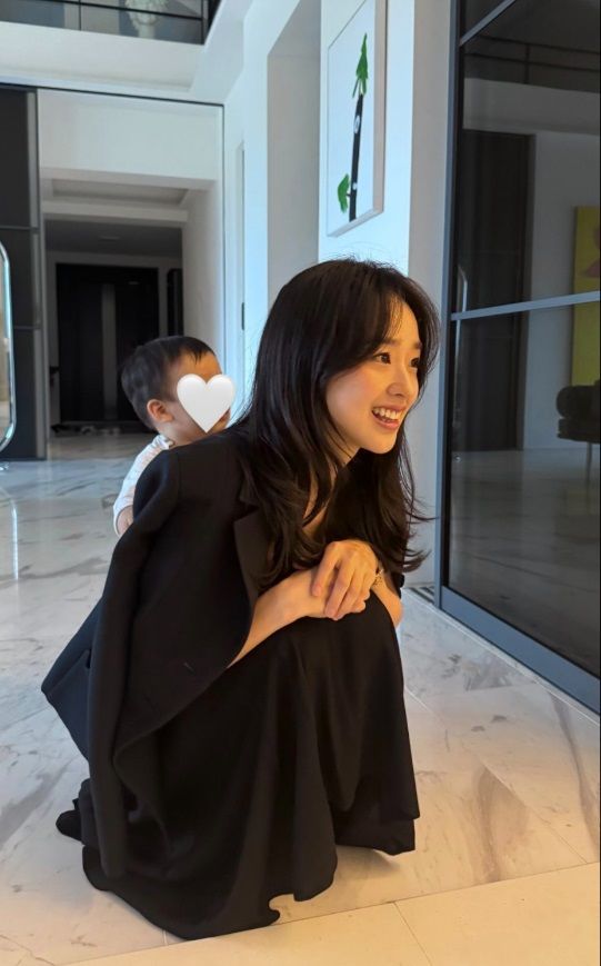 [서울=뉴시스] 손연재가 아들과 일상을 공개했다. (사진=손연재 인스타그램 캡처) 2025.05.25 photo@newsis.com   *재판매 및 DB 금지