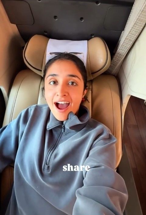 [서울=뉴시스] 인도의 한 유명인이 SNS에 올린 한국의 프리미엄 고속버스 체험 영상이 조회수 100만 회를 넘어 큰 화제를 모으고 있다. (사진 = 인스타그램 캡처) 2025.05.26. *재판매 및 DB 금지