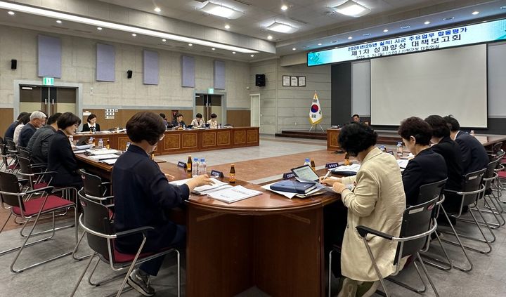 [산청=뉴시스] 산청청군, 2026년 시군 주요업무 합동평가 대책 보고회 (사진=산청군 제공) 2025. 05. 26. photo@newsis.com *재판매 및 DB 금지