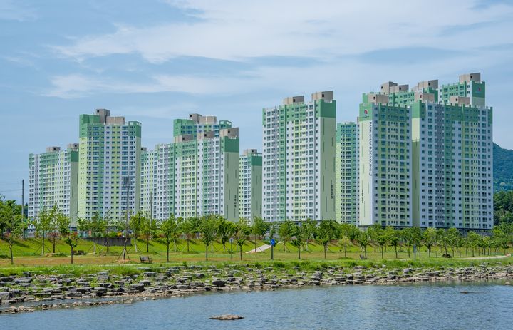 [서울=뉴시스] 광양목성 파크뷰 부영 전경. 2025.05.26. (사진=부영그룹 제공) photo@newsis.com *재판매 및 DB 금지
