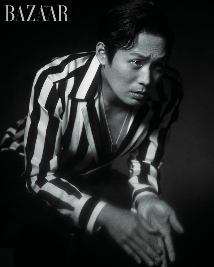 [서울=뉴시스] 배우 최대훈. (사진=하퍼스 바자 코리아 제공) 2025.05.26. photo@newsis.com *재판매 및 DB 금지
