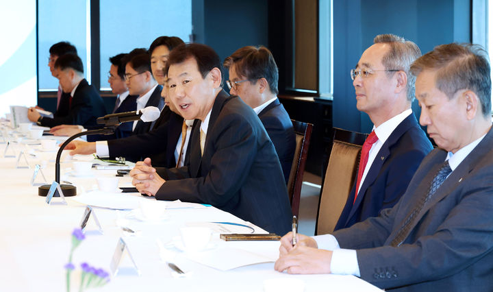 거래소, 상반기 회원사 대표이사 간담회…"자본시장 현안 소통"