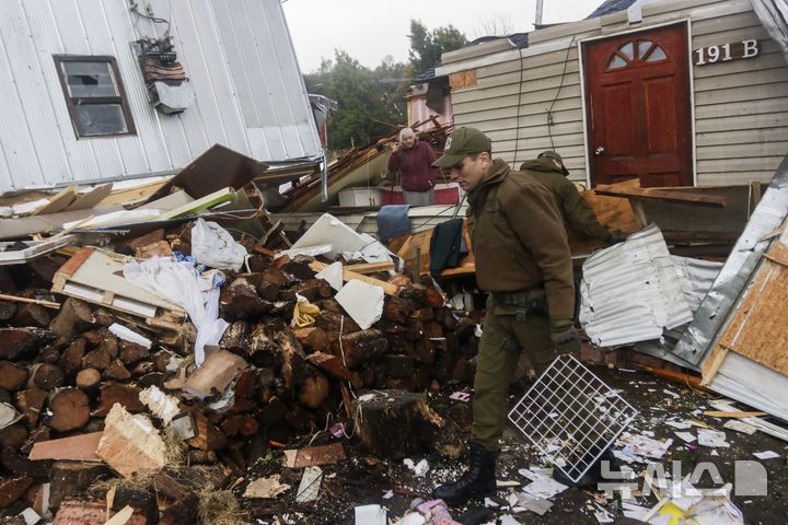 칠레 남부 푸에르토 바라스에 강력한 토네이도.. 가옥 250채 파괴 19명 부상