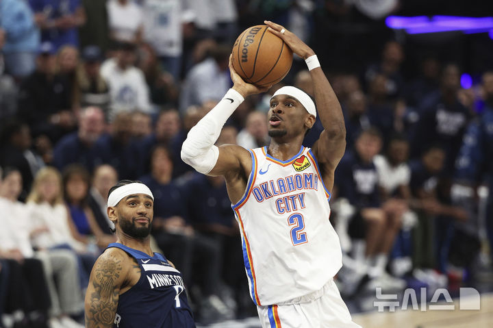 [미니애폴리스=AP/뉴시스] 미국프로농구(NBA) 오클라호마시티 선더의 셰이 길저스 알렉산더. 2025.05.26.