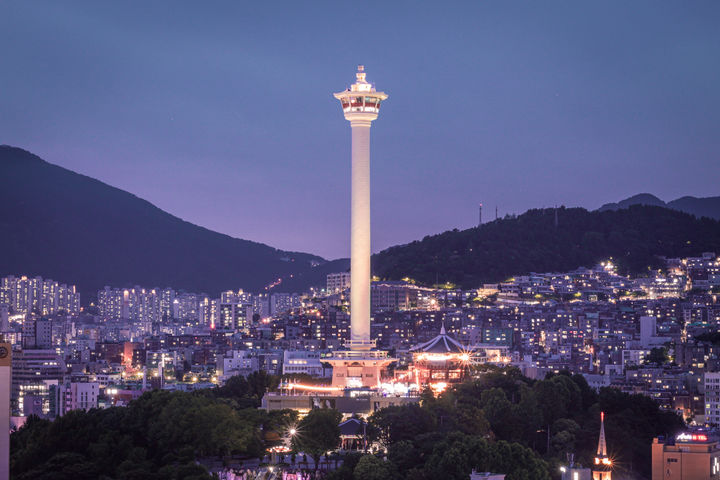 [부산=뉴시스] 부산 용두산공원 부산타워. (사진=부산관광공사 제공) 2025.05.27. photo@newsis.com *재판매 및 DB 금지