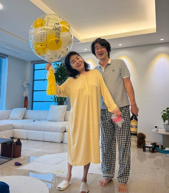 [서울=뉴시스] 여에스더, 홍혜걸. (사진=홍혜걸 인스타그램 캡처) 2025.09.09 photo@newsis.com  *재판매 및 DB 금지