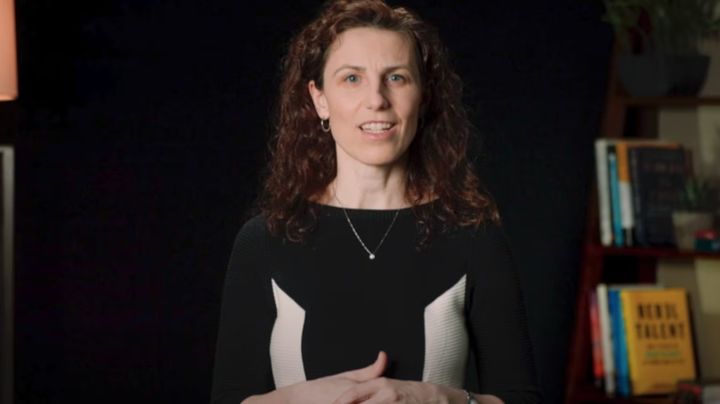 [서울=뉴시스] 하버드대 교수 프란체스카 지노는 총 네 건의 논문에서 데이터 조작 의혹을 받고 있다.(사진=데일리비스트 캡처) 2025.05.28 *재판매 및 DB 금지