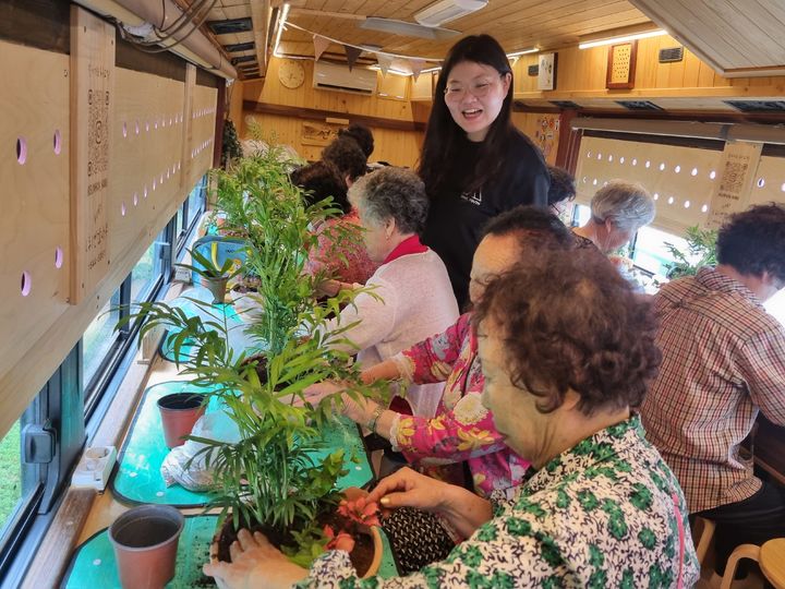 김제시가 운영하는 체험형 학습버스 '달리는 모두배움터' 2025.05.08 (사진=김제시 제공) *재판매 및 DB 금지