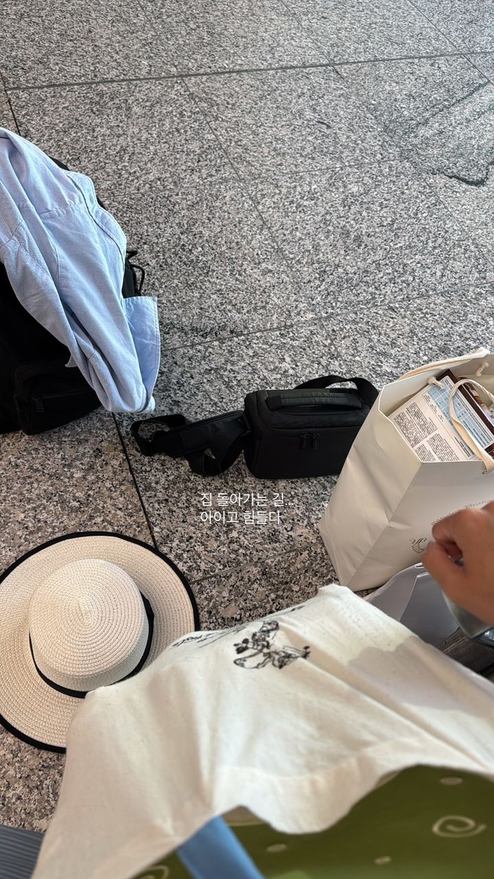 [서울=뉴시스] 남보라가 올린 짐 사진. (사진=남보라 인스타그램 캡처) 2025.05.28. photo@newsis.com *재판매 및 DB 금지