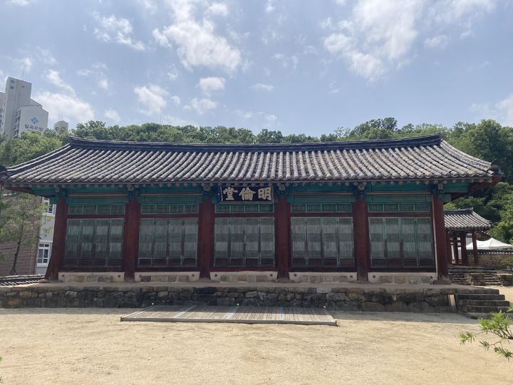[대구=뉴시스] 칠곡향교 명륜당. (사진=대구 북구 제공) 2025.05.28. photo@newsis.com *재판매 및 DB 금지