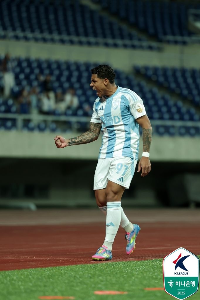 [서울=뉴시스] 프로축구 K리그1 울산 HD의 에릭. (사진=한국프로축구연맹 제공) *재판매 및 DB 금지