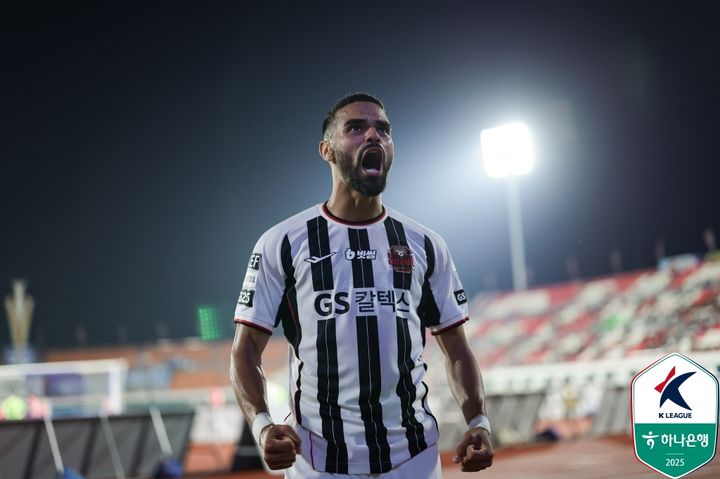 [서울=뉴시스] 프로축구 K리그1 FC서울의 루카스. (사진=한국프로축구연맹 제공) *재판매 및 DB 금지