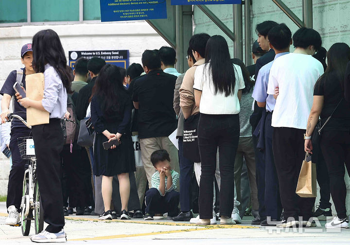 "학생비자 일본인 美입국, 3000명 줄어…트럼프 행정부 제한 영향"