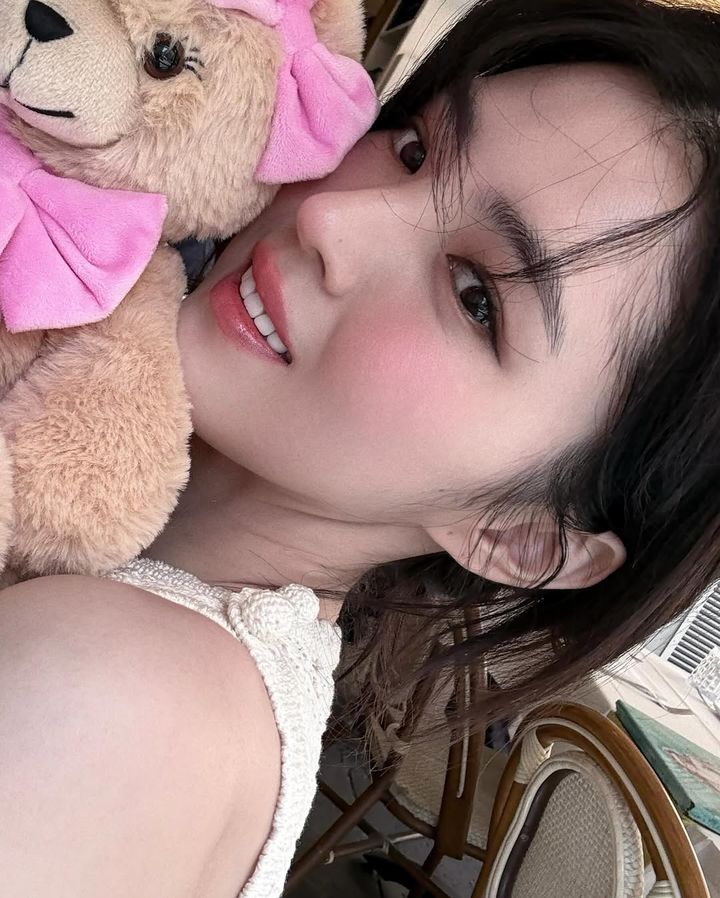 [서울=뉴시스] 한소희. (사진=한소희 인스타그램 캡처) 2025.05.29. photo@newsis.com *재판매 및 DB 금지