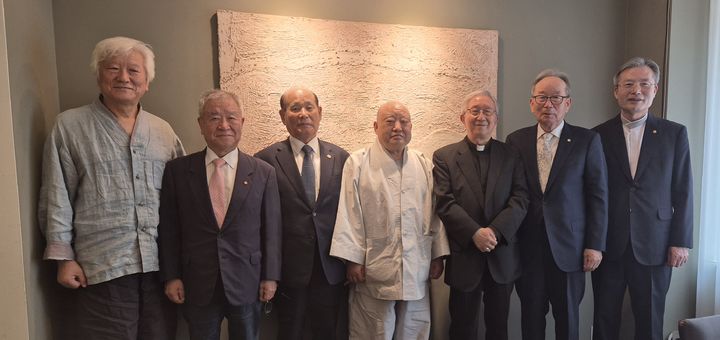 [서울=뉴시스] 한국종교지도자원로회의의 7대 종단 지도자들 (사진=한국종교지도자원로회의 제공) 2025.05.29 *재판매 및 DB 금지