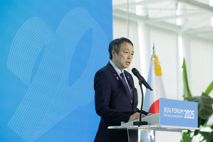 [제주=뉴시스]미즈시마 고이치 주한일본대사는 29일 제주국제컨벤션센터에서 제주포럼 일환으로 '한일 국교정상화 60주년 의미와 미래협력방향'을 주제로 한 세션에 참석했다. (사진=제주포럼 제공) 2025.05.29 *재판매 및 DB 금지