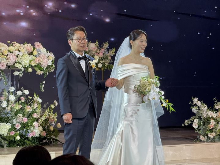 [서울=뉴시스] 심현섭(왼쪽), 정영림. (사진=TV조선 '조선의 사랑꾼' 제공) 2025.05.30. photo@newsis.com *재판매 및 DB 금지