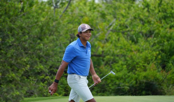 [서울=뉴시스] '골프 황제' 타이거 우즈(미국)의 아들 찰리 우즈는 미국 플로리다에서 열린 팀 테일러 메이드 인비테이셔널에서 우승을 차지했다. (사진=AJGA 캡처) 2025.05.30 *재판매 및 DB 금지
