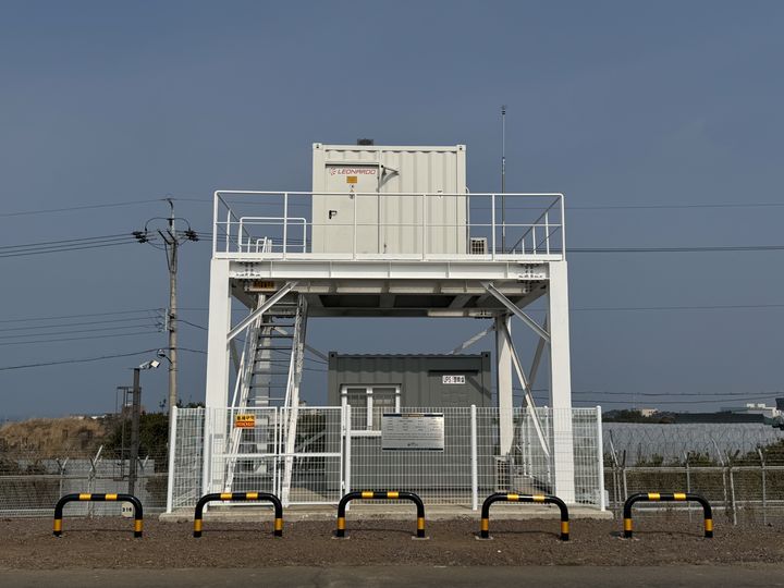 [서울=뉴시스] 제주공항에 설치된 공항기상라이다 모습.(사진=기상청 제공) 2025.05.14. photo@newsis.com *재판매 및 DB 금지