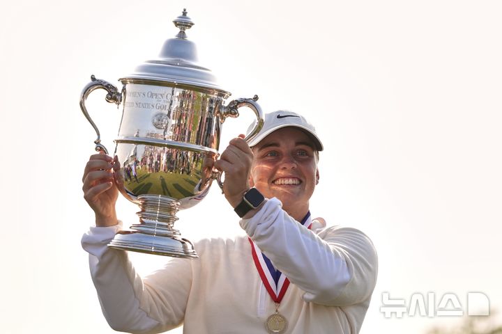 [에린=AP/뉴시스]마야 스타르크, US여자오픈 우승. 2025.06.01.