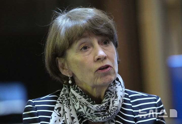 [AP/뉴시스] 스웨덴 국제입양 실태조사위원회 위원장  