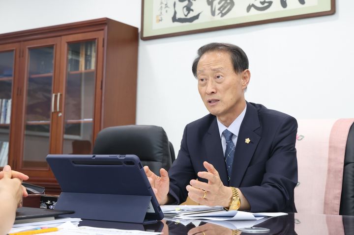 [창원=뉴시스] 손태화 경남 창원시의회 의장. (사진=창원시의회 제공) 2025.06.03. photo@newsis.com *재판매 및 DB 금지