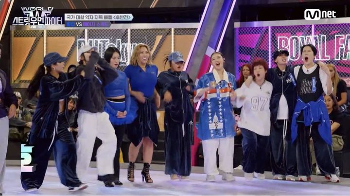 [서울=뉴시스] 3일 오후 방송된 엠넷 댄스 경연 프로그램 '월드 오브 스트릿 우먼 파이터'에선 국가 대항 약자 지목 배틀이 그려졌다. (사진=엠넷 제공) 2025.06.04 photo@newsis.com *재판매 및 DB 금지