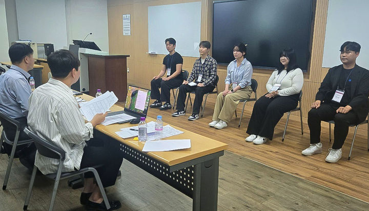 [대전=뉴시스] 한남대학교 대학일자리플러스센터 '2025학년도 고학년 취업캠프' 모습. (사진=한남대 제공) 2025.06.04. photo@newsis.com&nbsp; *재판매 및 DB 금지