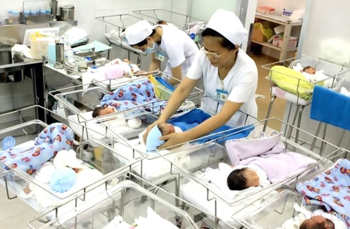 아기 더 낳으세요…베트남 두 자녀 정책 역사 속으로 썸네일