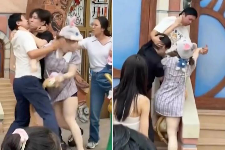 [뉴시스]4일(현지시간) 바이럴프레스(Viral Press)와 피플에 따르면 지난달 31일 상하이 디즈니랜드 리조트 내 포토부스 인근에서는 사진을 촬영하던 중 세명의 가족이 배경에 비쳤다는 이유로 한 커플이 이 가족과 시비가 붙었다. (사진=바이럴프레스) 2025.6.4 *재판매 및 DB 금지