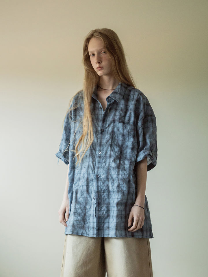 [서울=뉴시스] 삼성물산 패션부문은 올여름 필수 패션 아이템으로 스타일, 실용성을 겸비한 셔츠와 카디건을 제안한다고 5일 밝혔다. (사진=삼성물산 패션부문 제공) *재판매 및 DB 금지