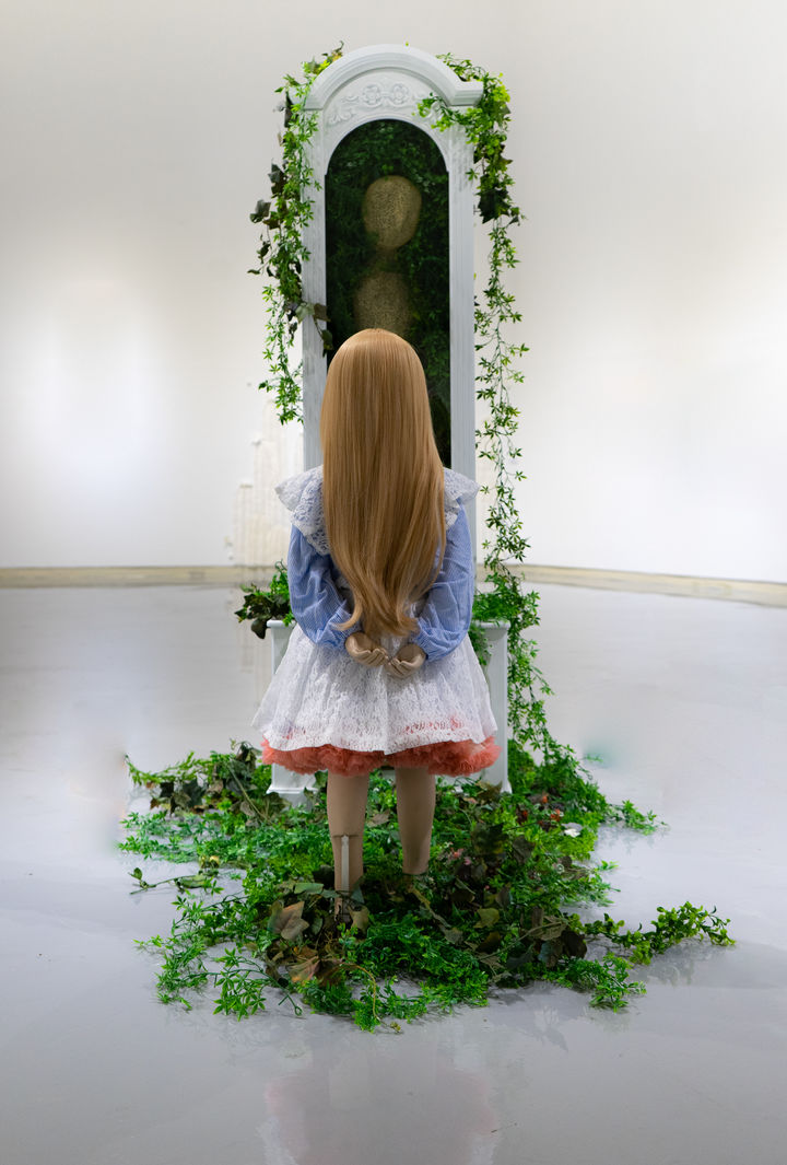 [대구=뉴시스] 대구·광주 청년작가회 교류전 허재원 작가의 marchen, installation 작품. (사진=대구 아양아트센터 제공) 2025.06.05. photo@newsis.com *재판매 및 DB 금지