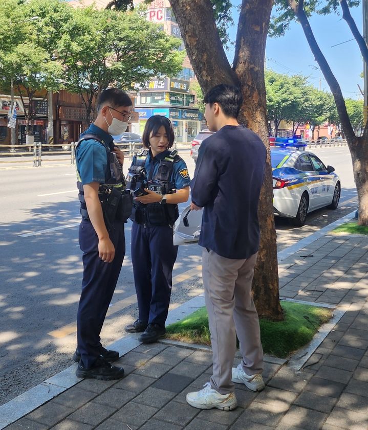[대구=뉴시스] 대구 북부경찰서는 5일 대구보호관찰소와 함께 전자장치 부착자를 검거하는 합동 모의훈련(FTX)을 실시했다. (사진=대구 북부경찰서 제공) 2025.06.05. photo@newsis.com *재판매 및 DB 금지